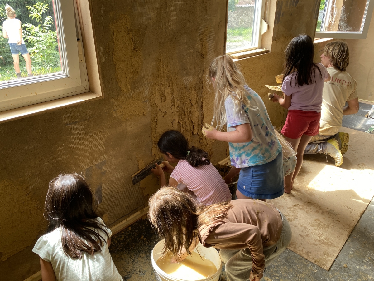 Claytec Leemstuc voor Steinerschool 'Sleutelbloem'